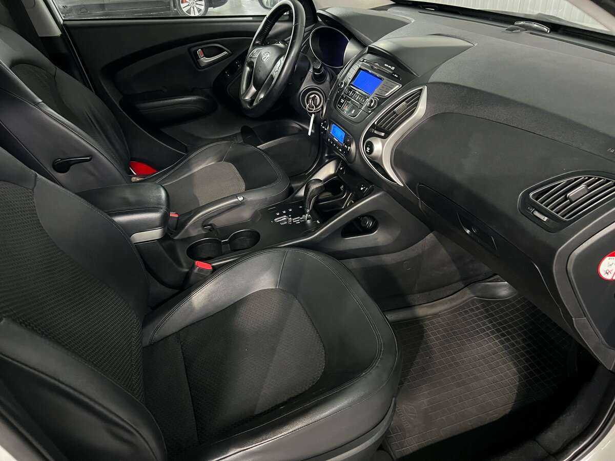 Купить Hyundai ix35 с пробегом. Фото: #12