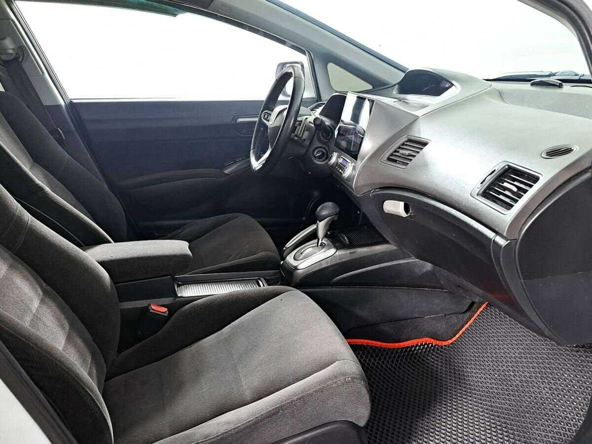 Купить Honda Civic с пробегом. Фото: #10