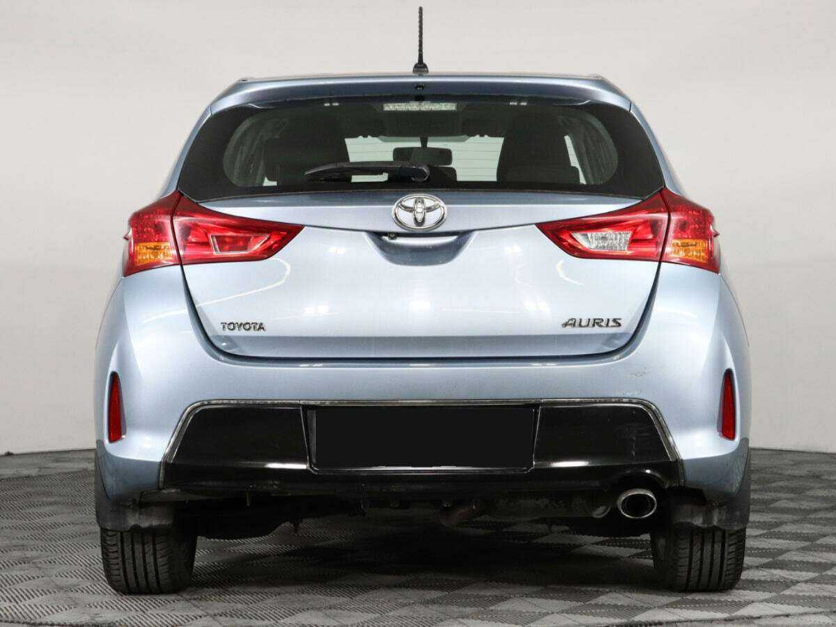 Купить Toyota Auris с пробегом. Фото: #5