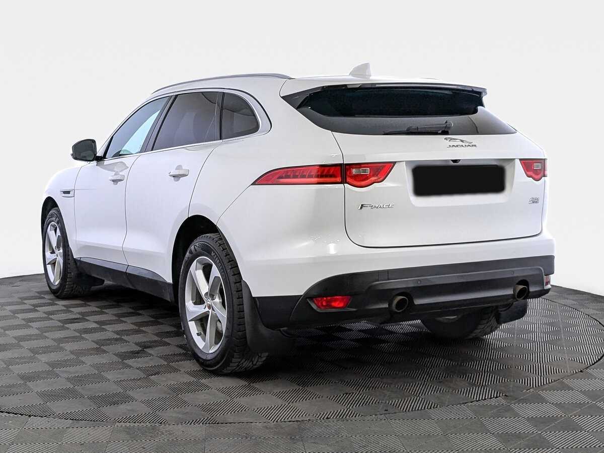 Купить Jaguar F-Pace с пробегом. Фото: #6