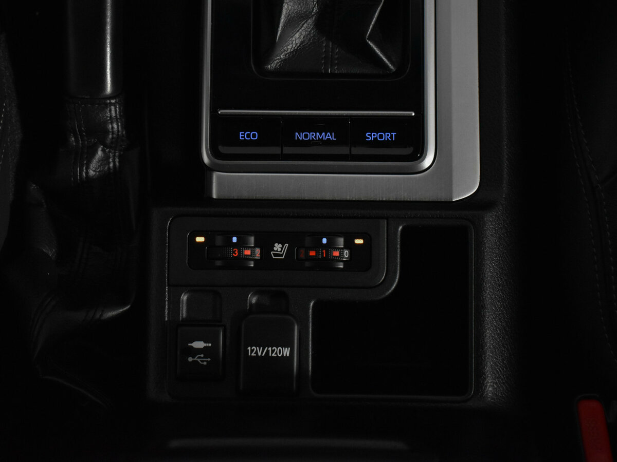 Купить Toyota Land Cruiser Prado с пробегом. Фото: #17
