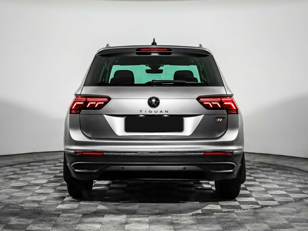 Купить Volkswagen Tiguan с пробегом. Фото: #4