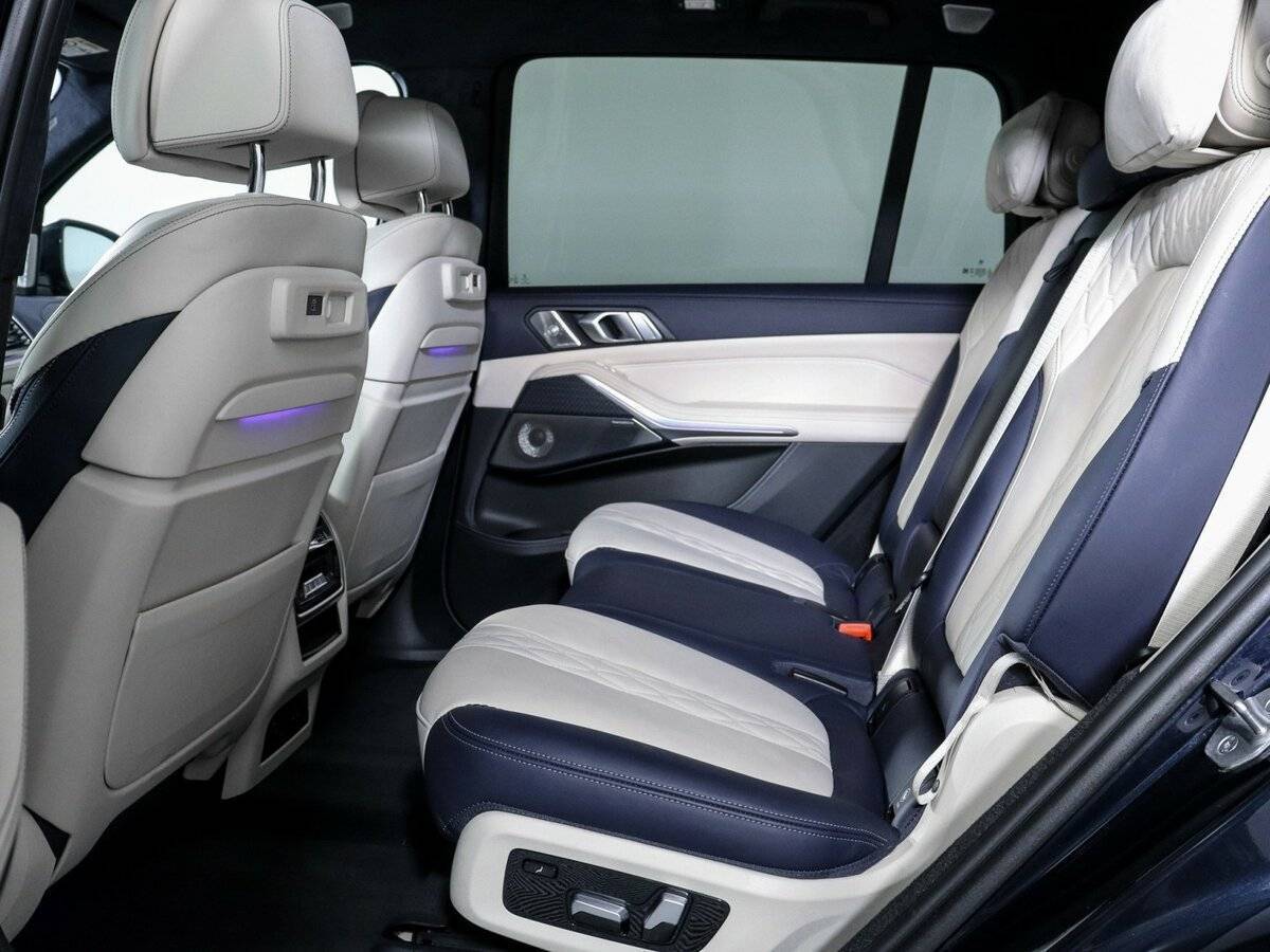Купить BMW X7 с пробегом. Фото: #9