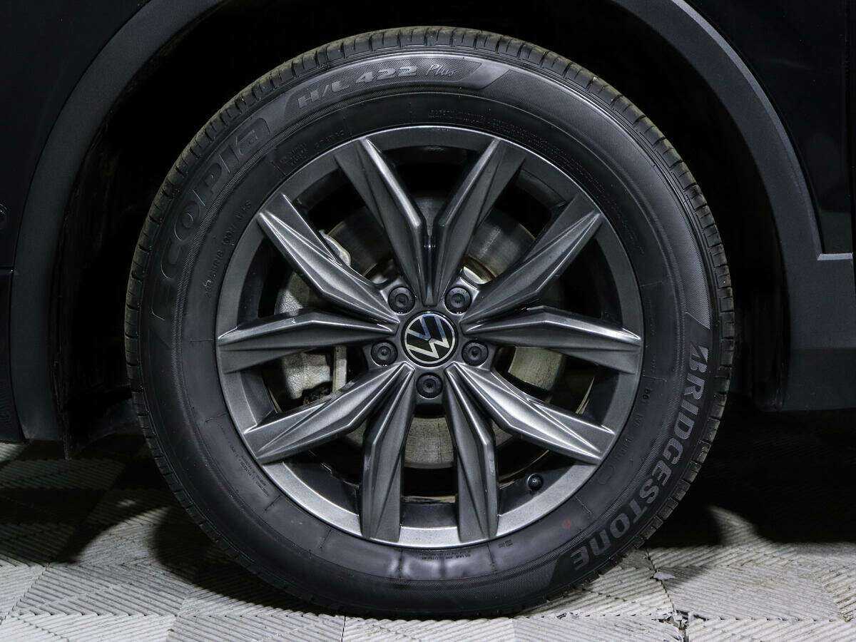 Купить Volkswagen Tiguan с пробегом. Фото: #11