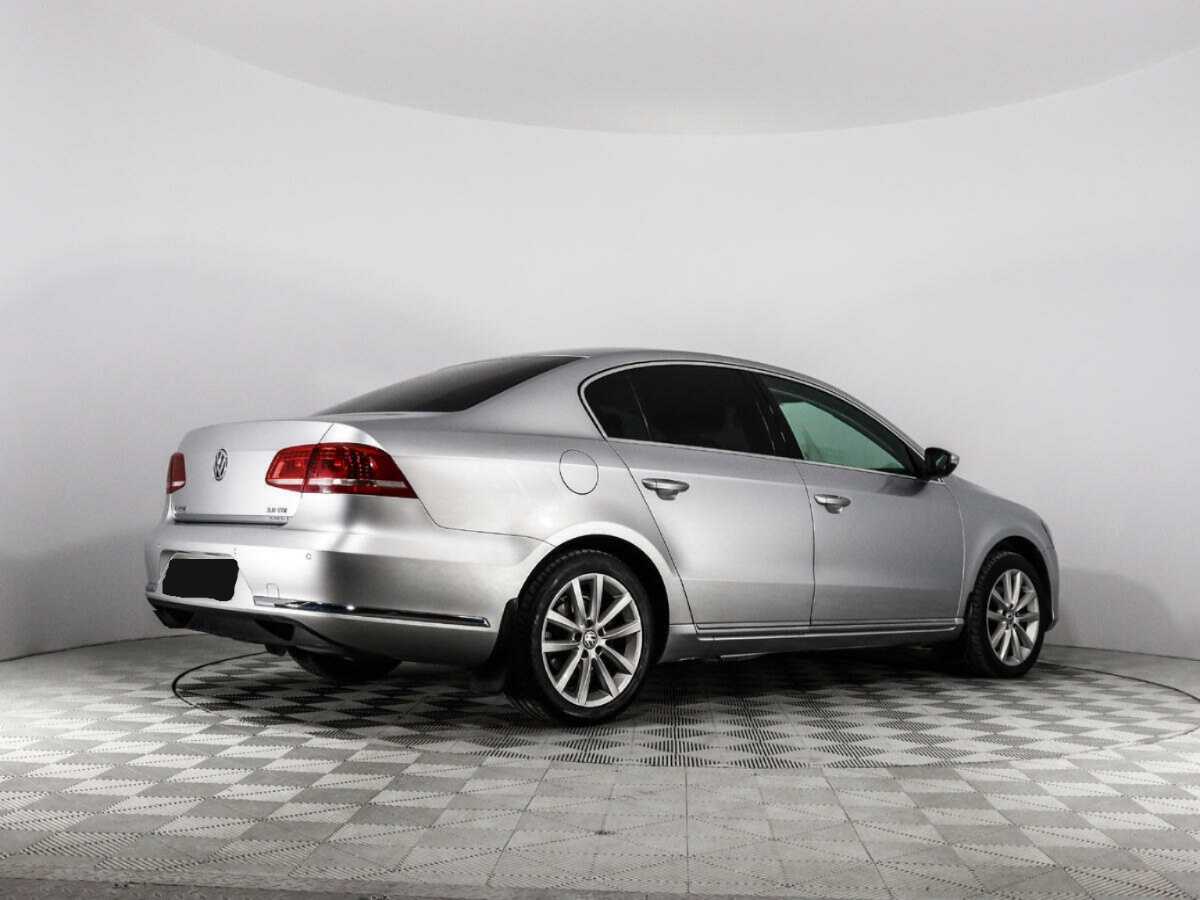Купить Volkswagen Passat с пробегом. Фото: #4