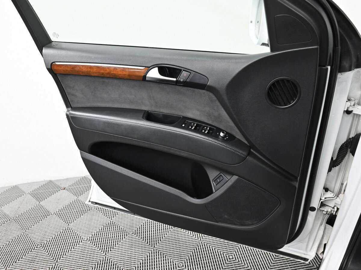 Купить Audi Q7 с пробегом. Фото: #13