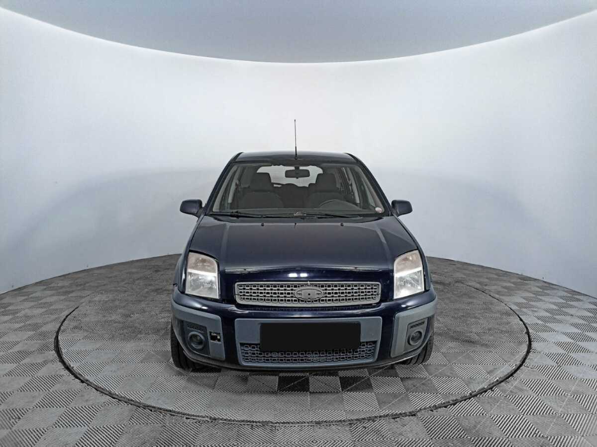 Купить Ford Fusion с пробегом. Фото: #1