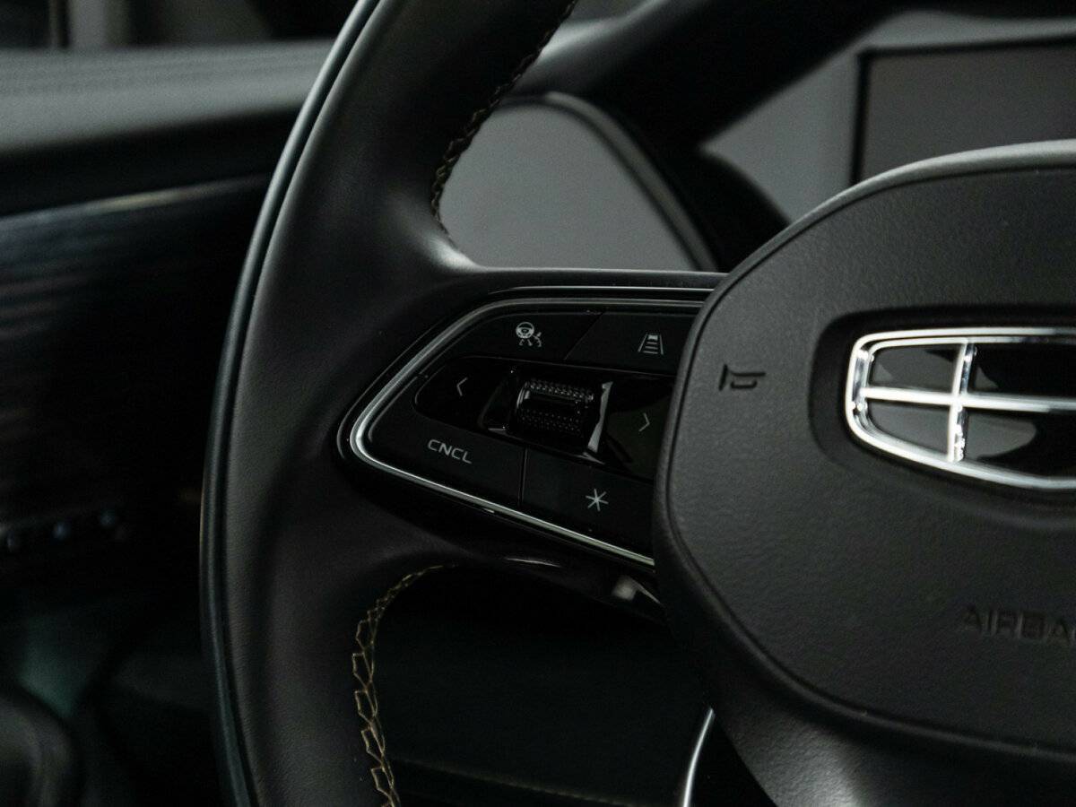 Купить Geely Monjaro с пробегом. Фото: #26