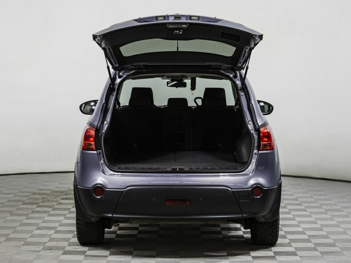 Купить Nissan Qashqai+2 с пробегом. Фото: #14