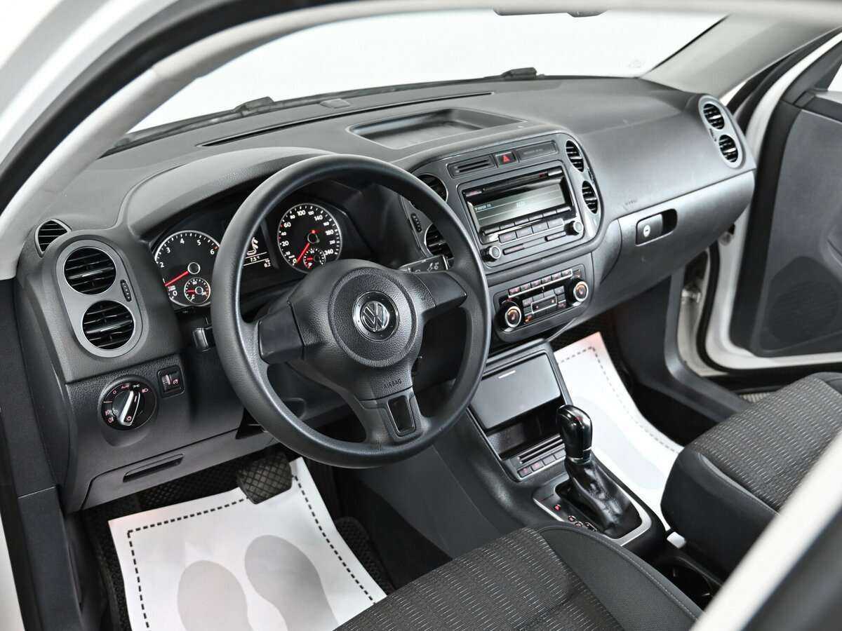 Купить Volkswagen Tiguan с пробегом. Фото: #4