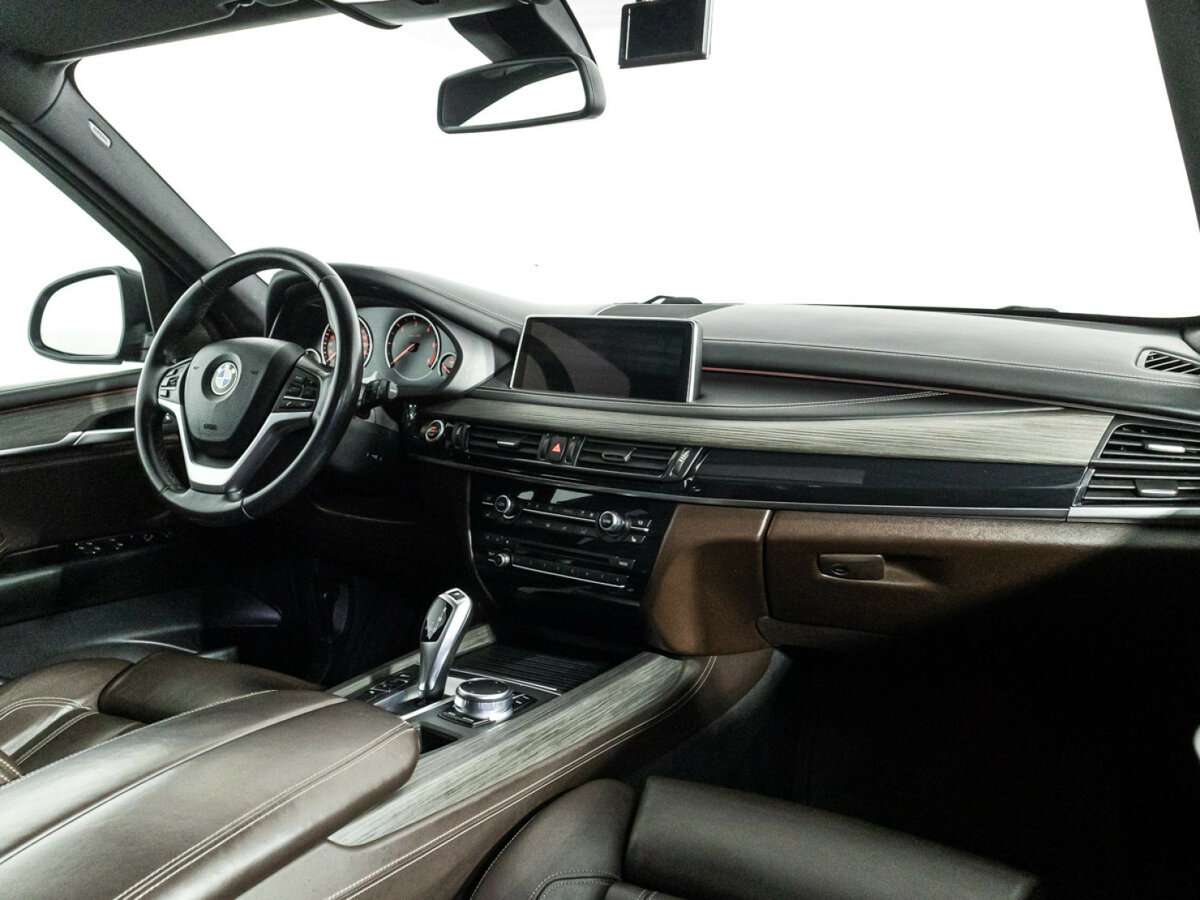 Купить BMW X5 с пробегом. Фото: #8