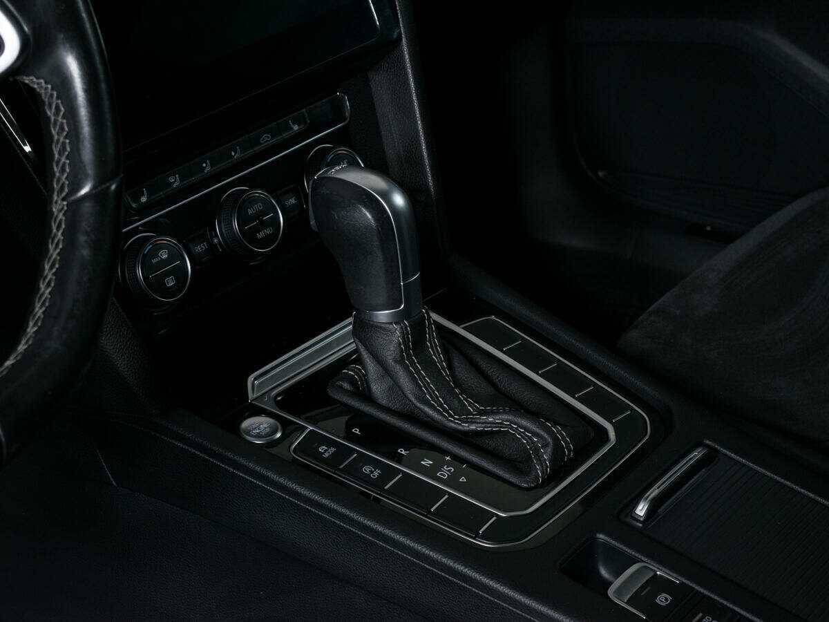 Купить Volkswagen Arteon с пробегом. Фото: #16