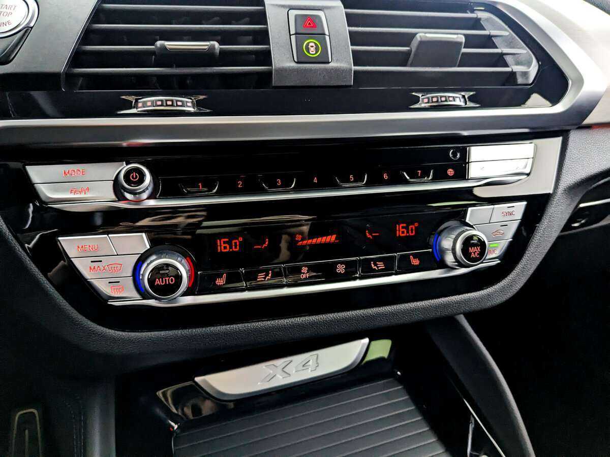 Купить BMW X4 с пробегом. Фото: #24