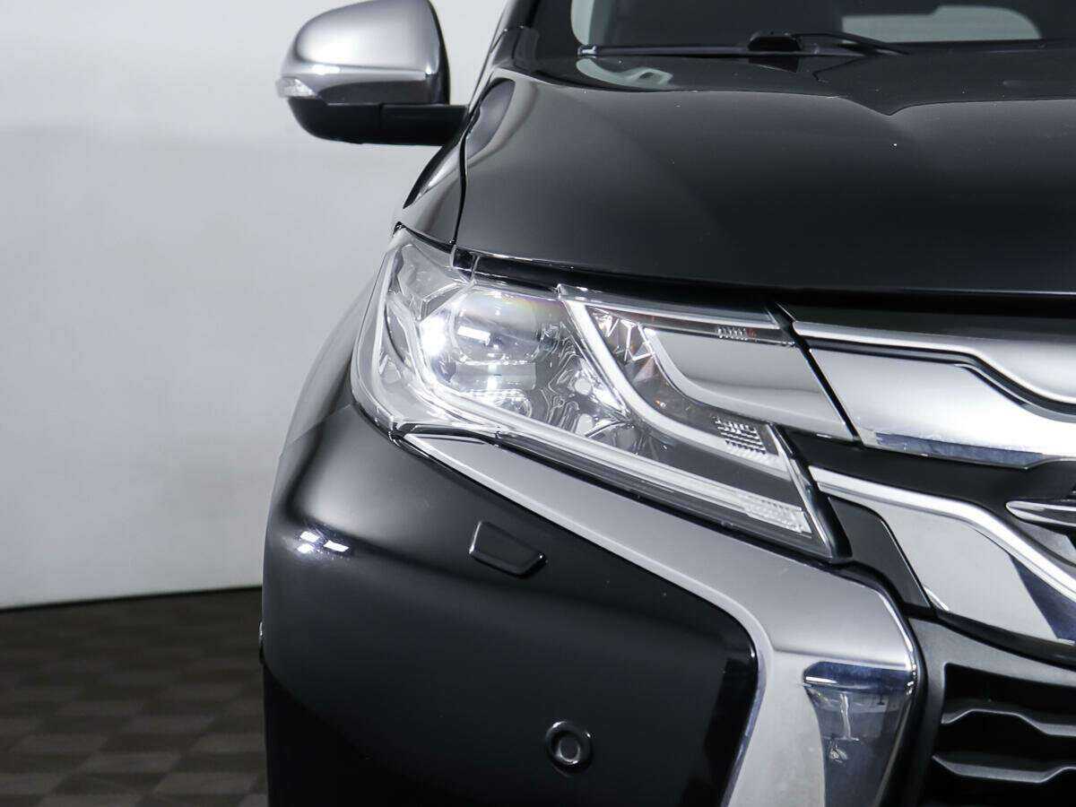 Купить Mitsubishi Pajero Sport с пробегом. Фото: #22