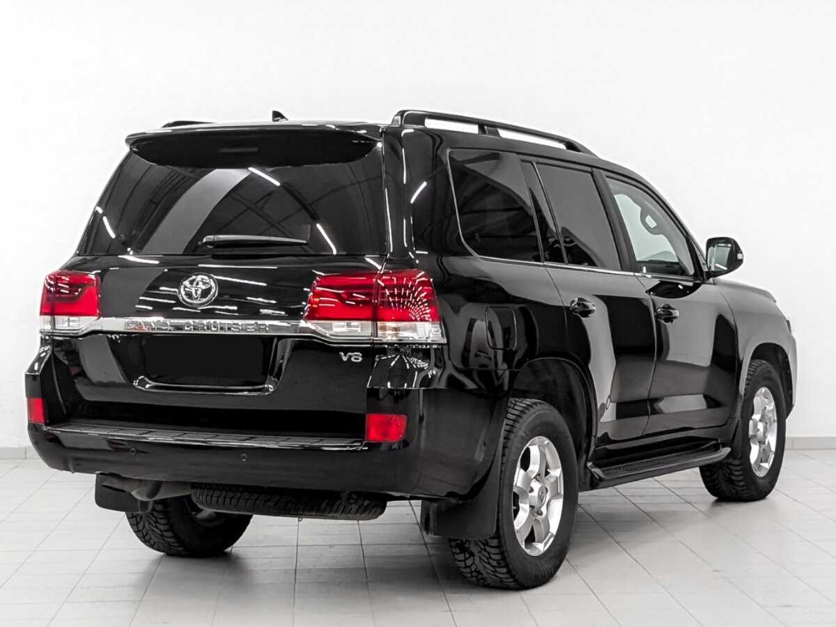 Купить Toyota Land Cruiser с пробегом. Фото: #4