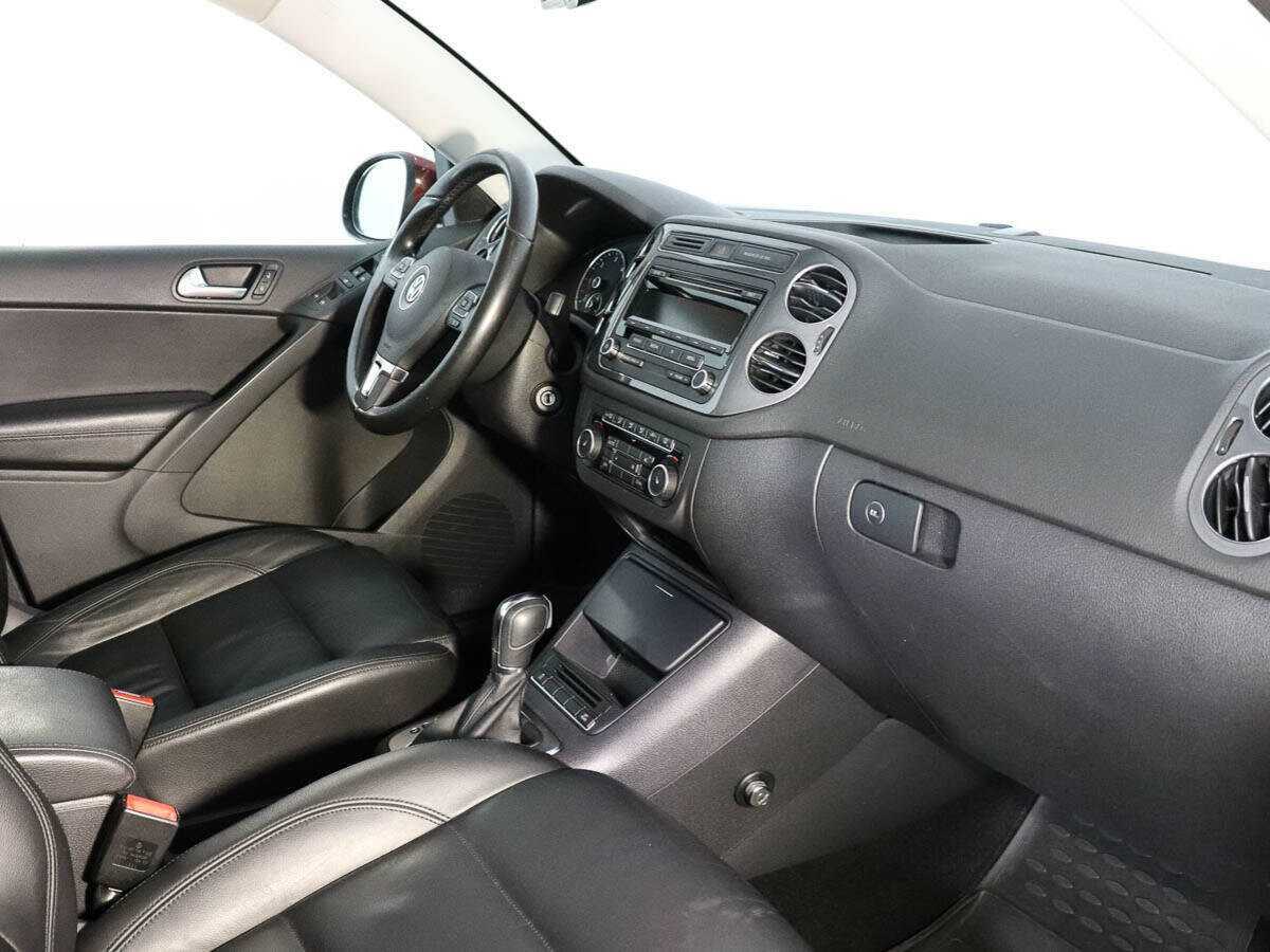 Купить Volkswagen Tiguan с пробегом. Фото: #7