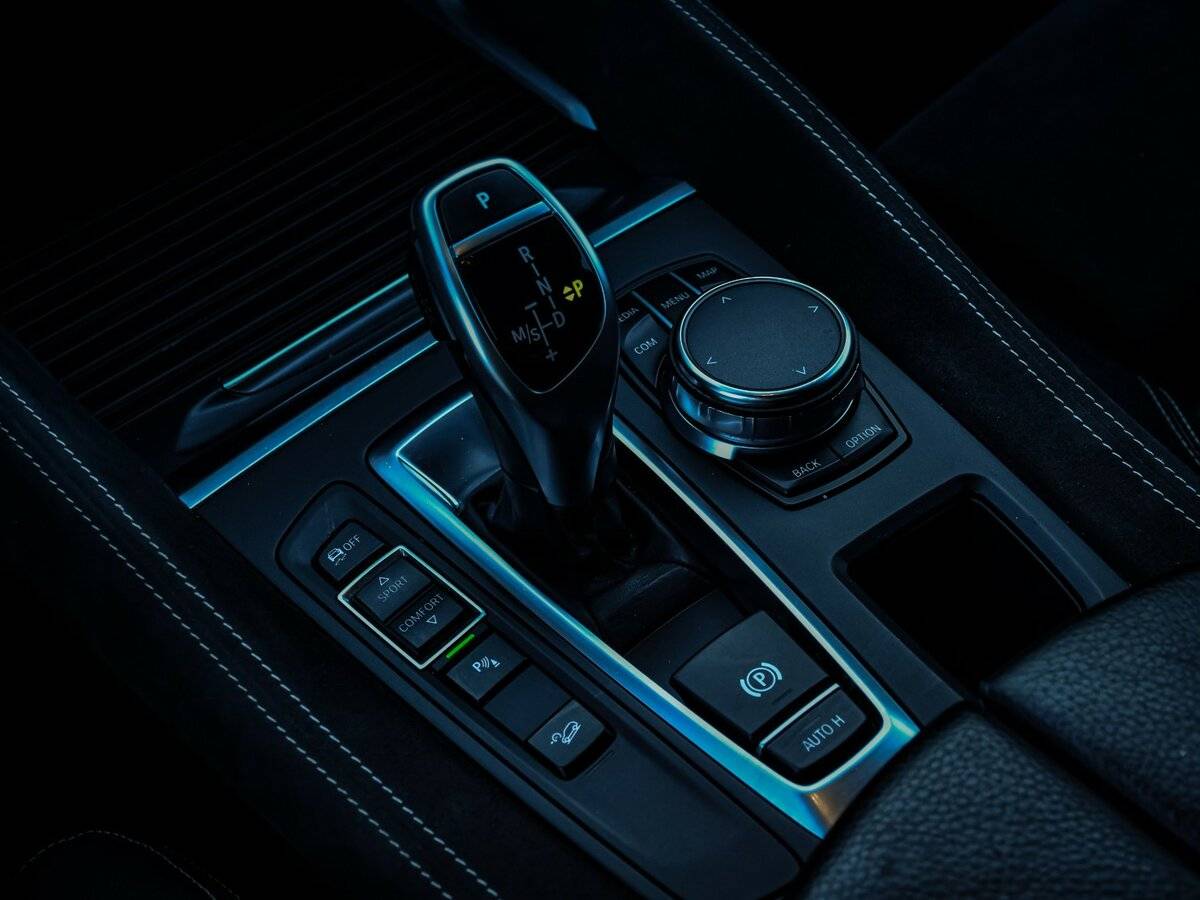 Купить BMW X6 с пробегом. Фото: #16