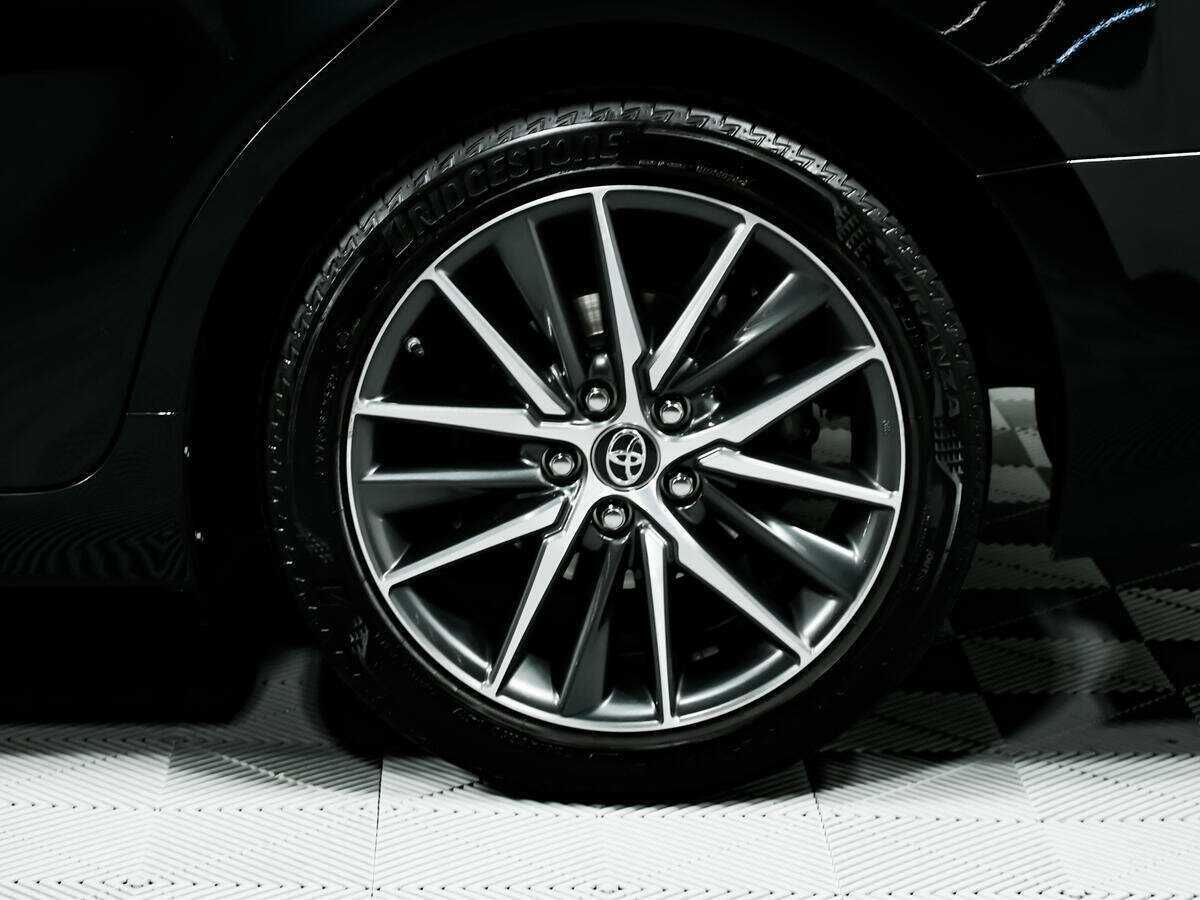 Купить Toyota Camry с пробегом. Фото: #13