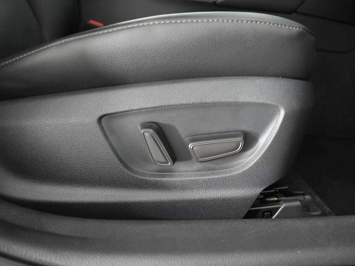 Купить Toyota Camry с пробегом. Фото: #9