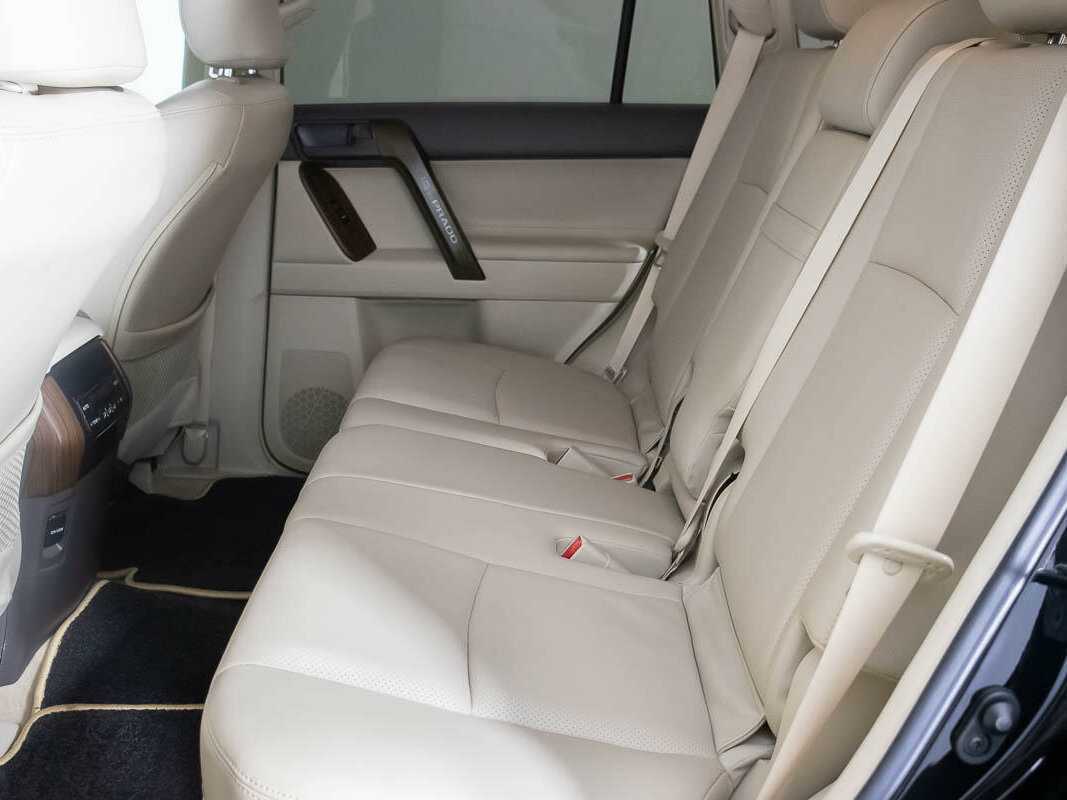 Купить Toyota Land Cruiser Prado с пробегом. Фото: #13