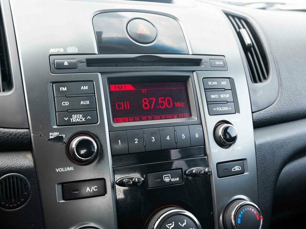 Купить Kia Cerato с пробегом. Фото: #16