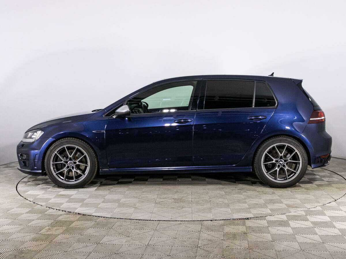 Купить Volkswagen Golf R с пробегом. Фото: #7