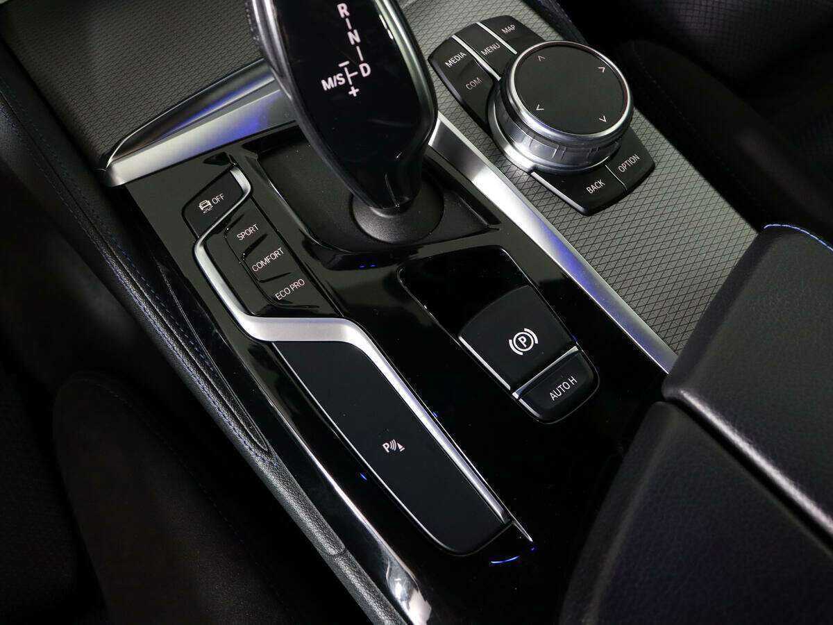 Купить BMW 5 серии с пробегом. Фото: #22
