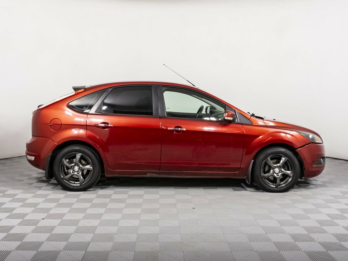 Купить Ford Focus с пробегом. Фото: #3