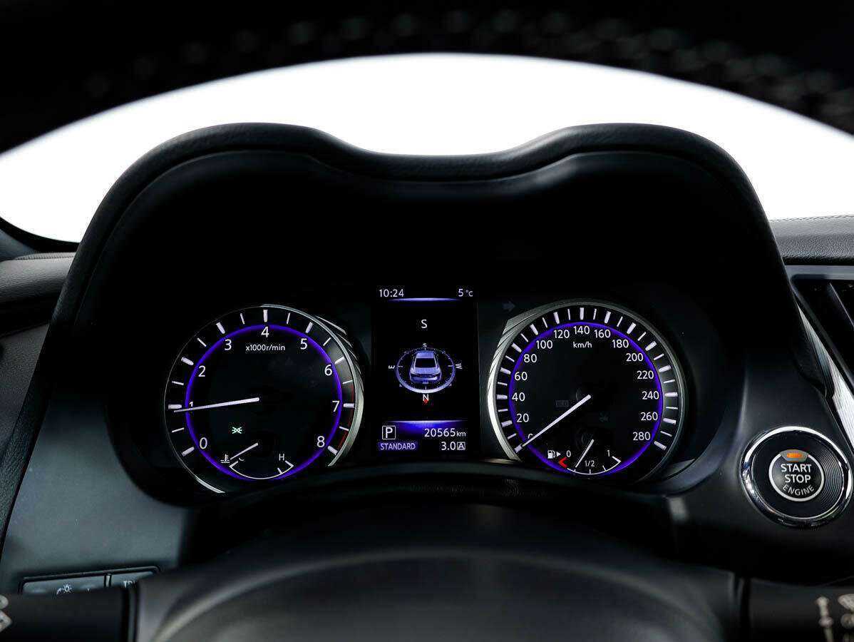 Купить Infiniti Q60 с пробегом. Фото: #24