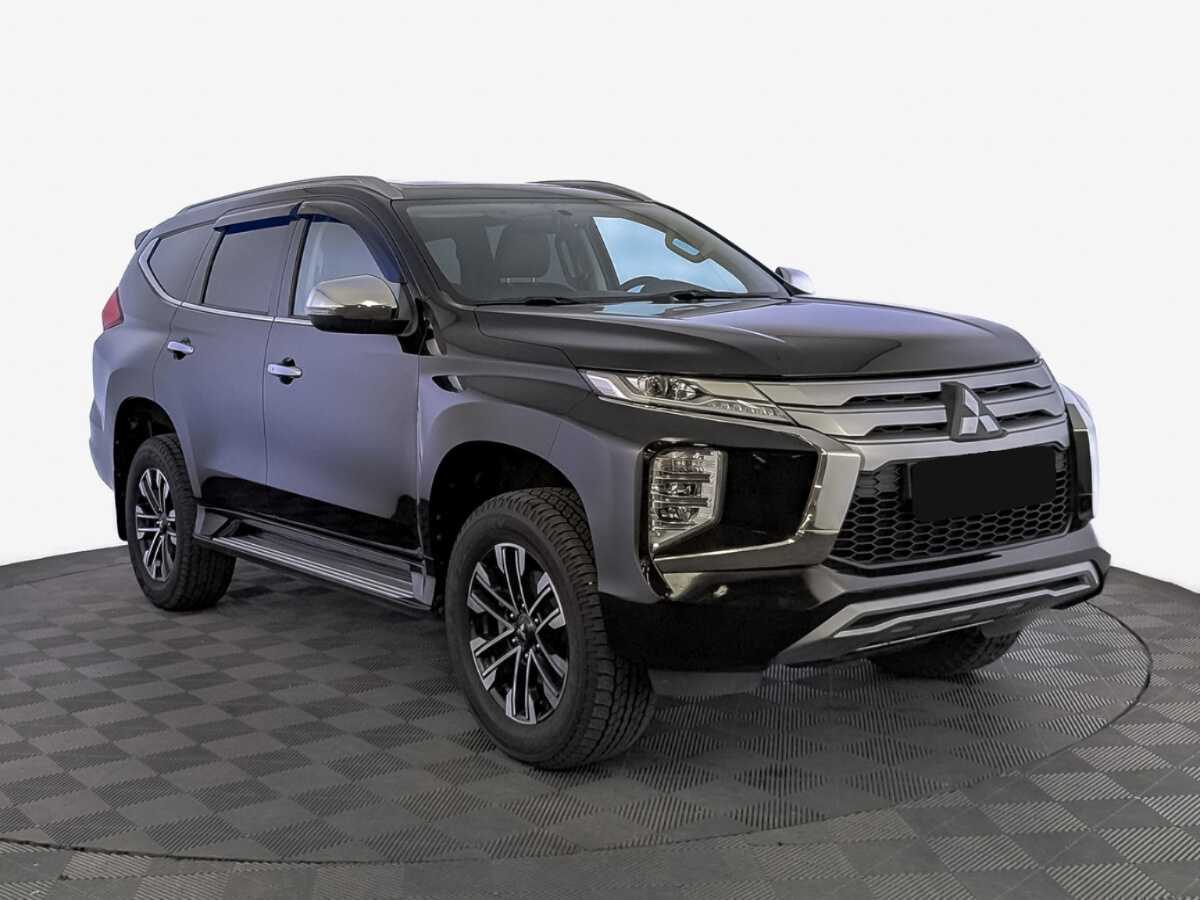 Купить Mitsubishi Montero Sport с пробегом. Фото: #2
