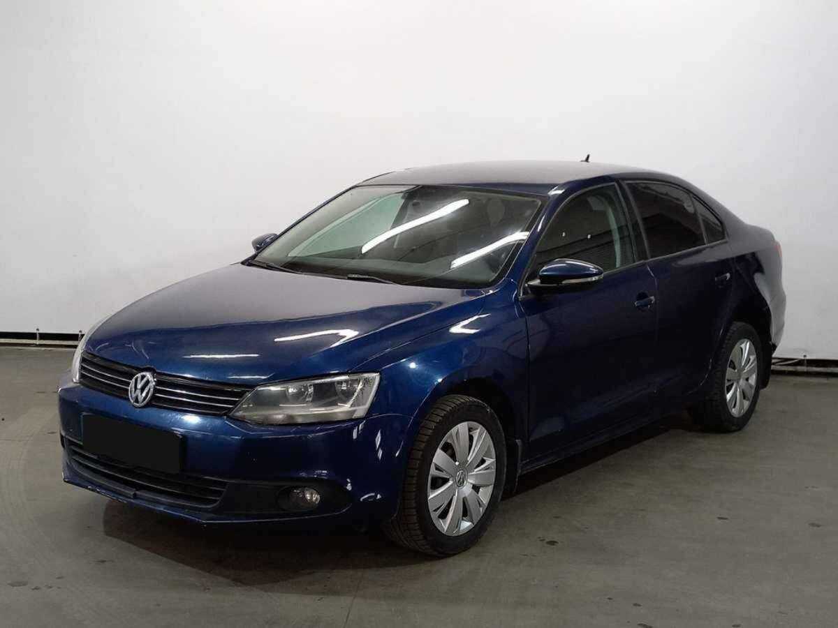 Купить Volkswagen Jetta с пробегом. Посмотреть фото