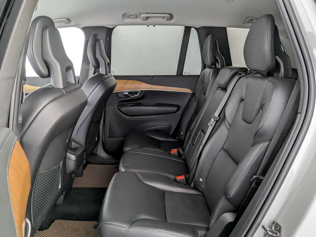Купить Volvo XC90 с пробегом. Фото: #9