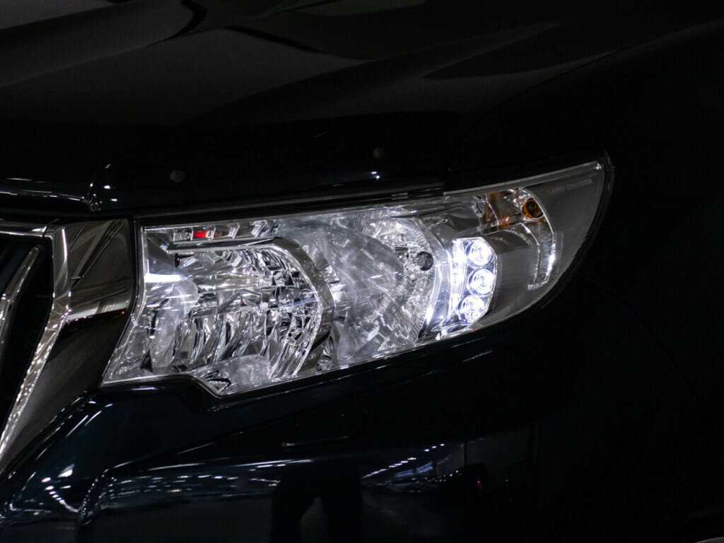 Купить Toyota Land Cruiser Prado с пробегом. Фото: #24