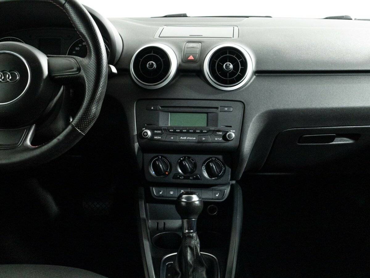 Купить Audi A1 с пробегом. Фото: #13