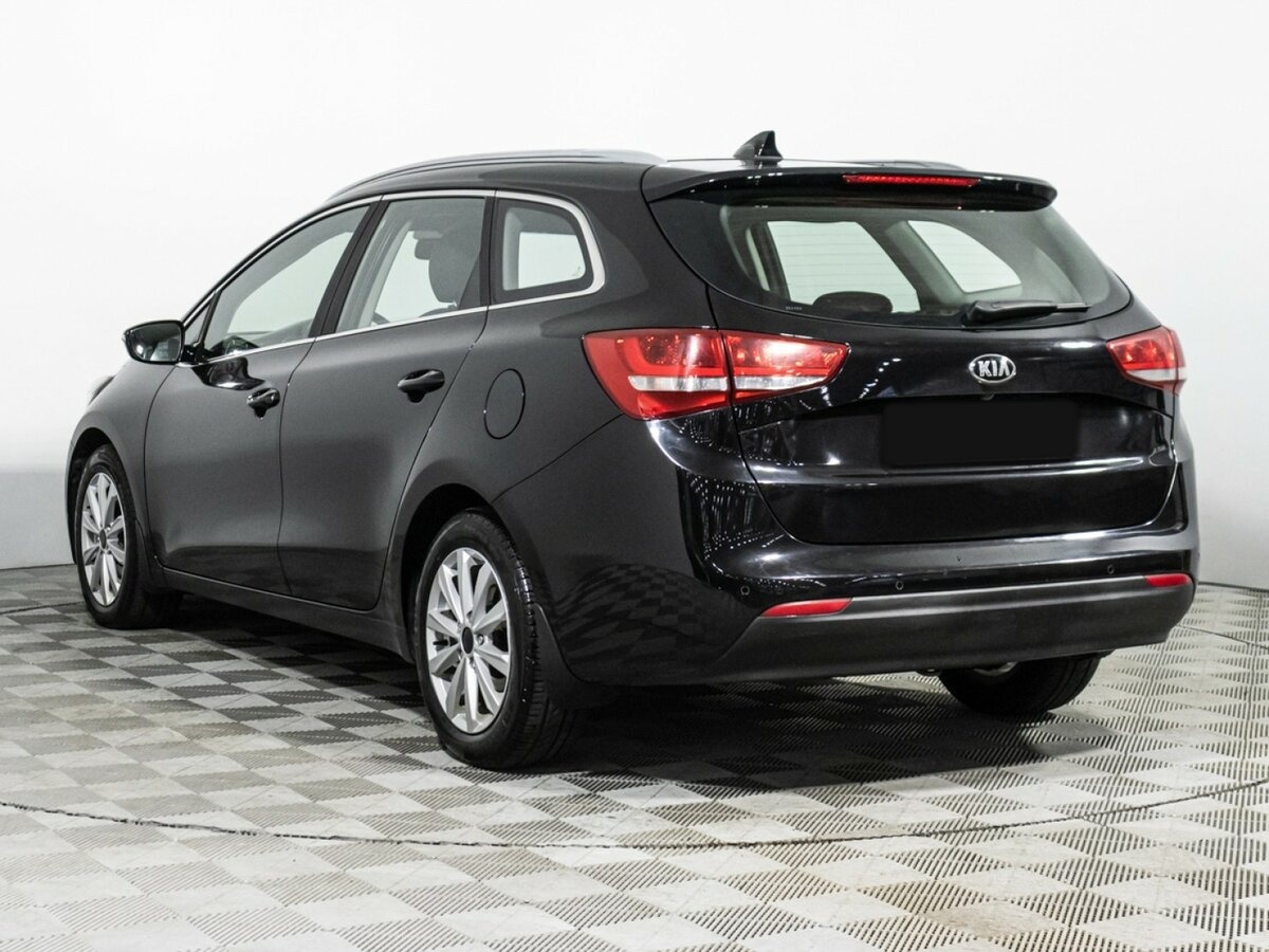 Купить Kia Ceed с пробегом. Фото: #6