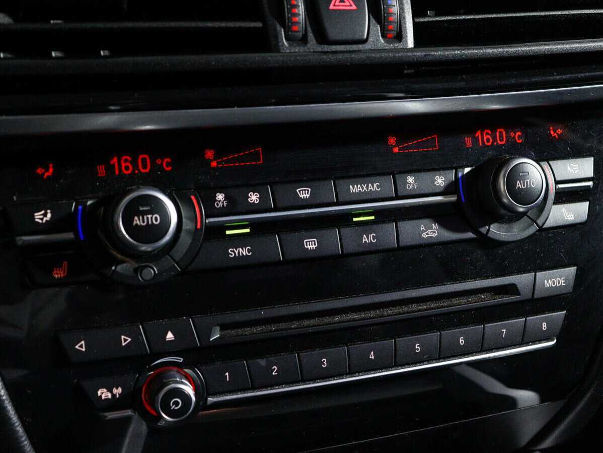 Купить BMW X5 с пробегом. Фото: #22