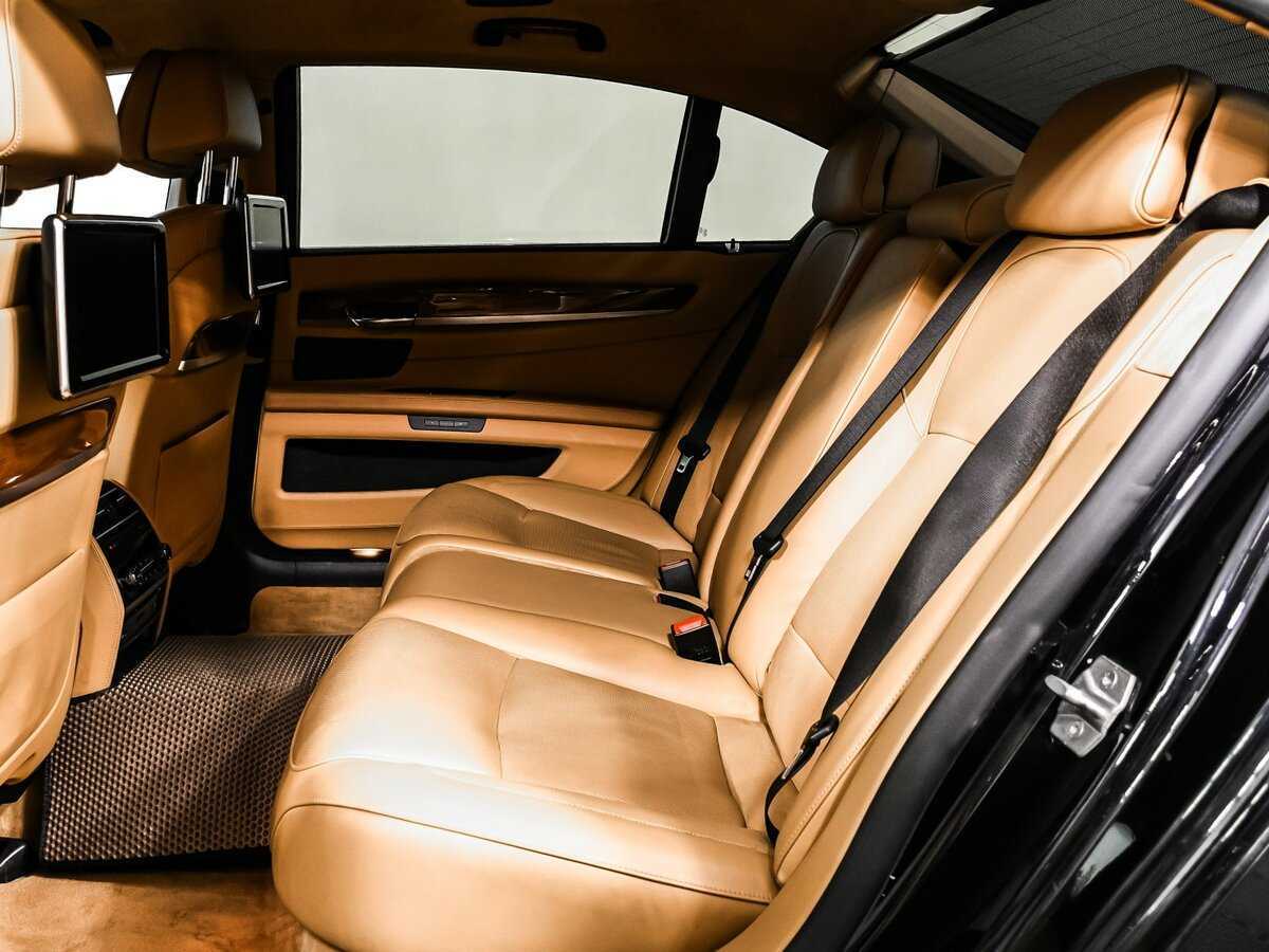 Купить BMW 7 серии с пробегом. Фото: #12