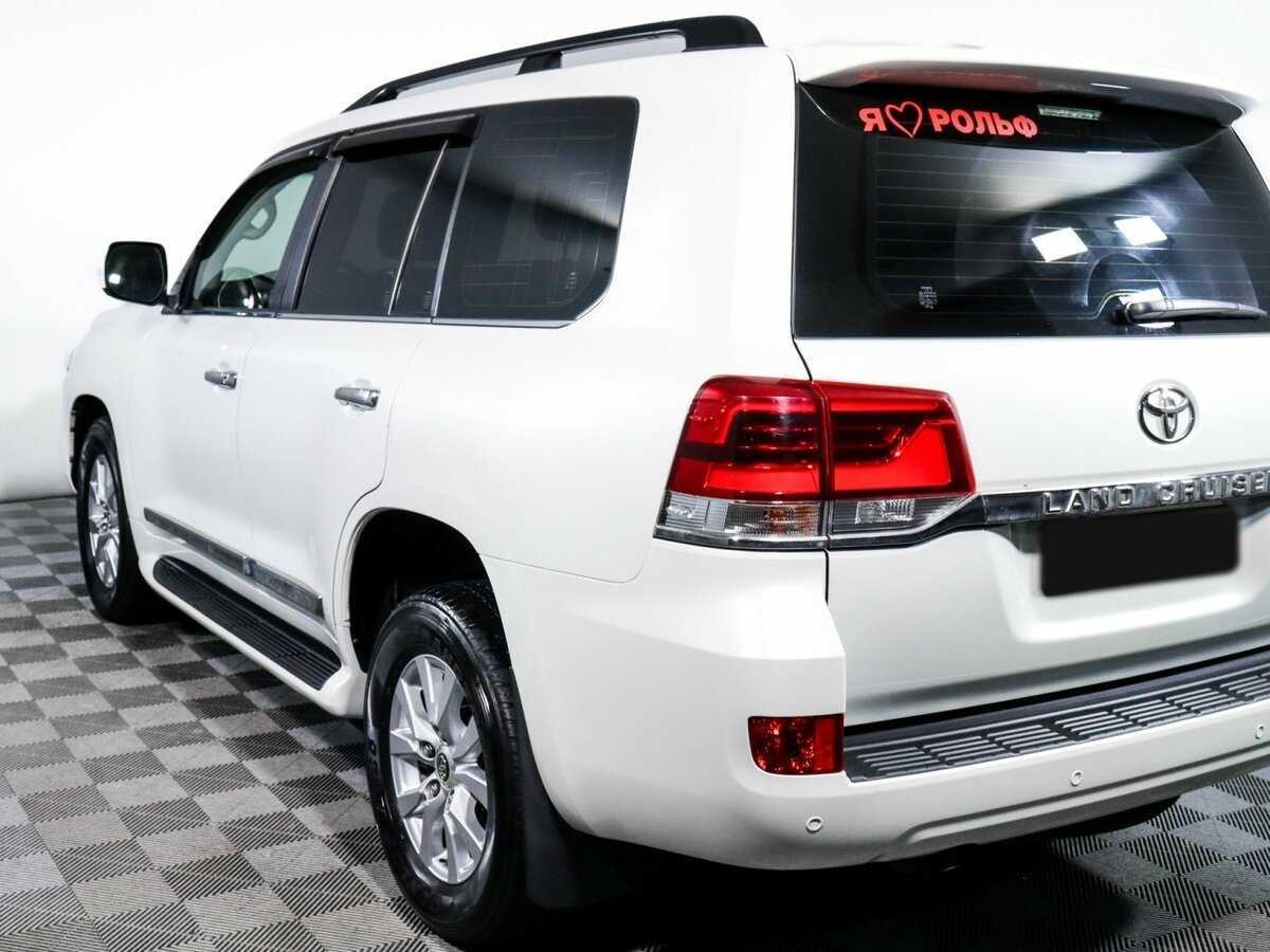 Купить Toyota Land Cruiser с пробегом. Фото: #19