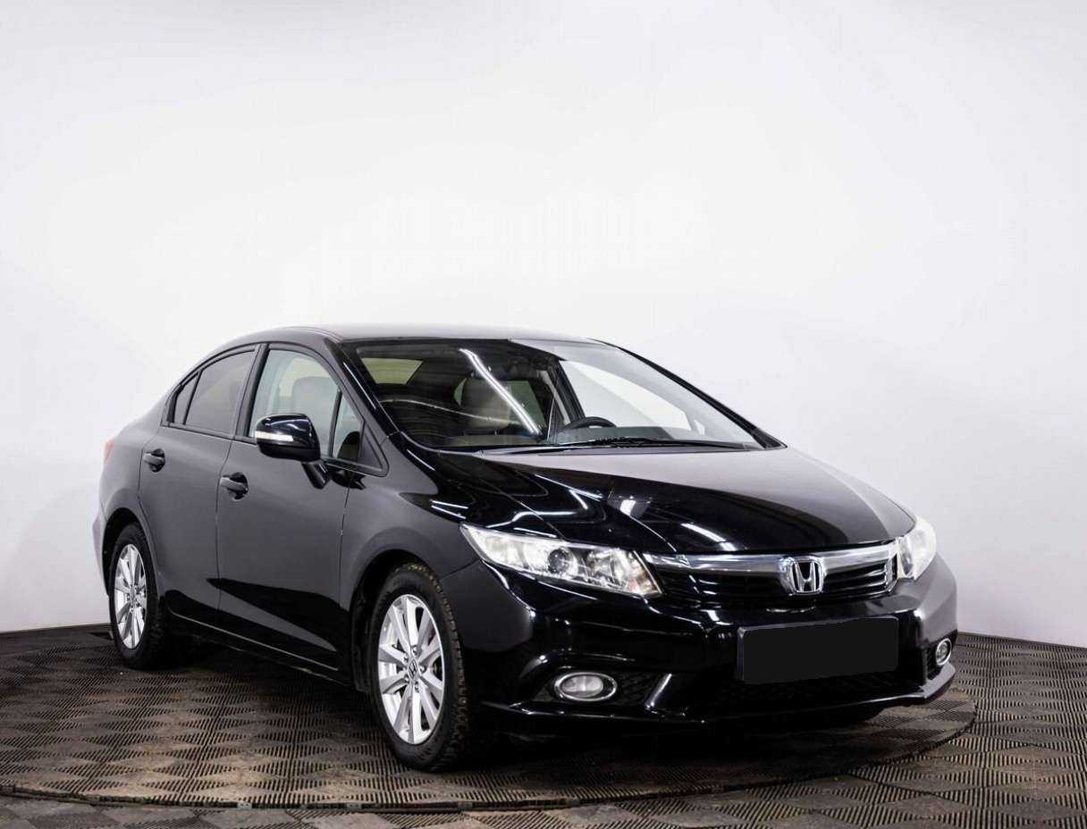 Купить Honda Civic с пробегом. Фото: #2