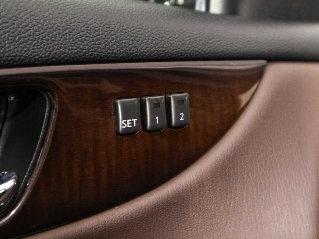 Купить Infiniti EX с пробегом. Фото: #17