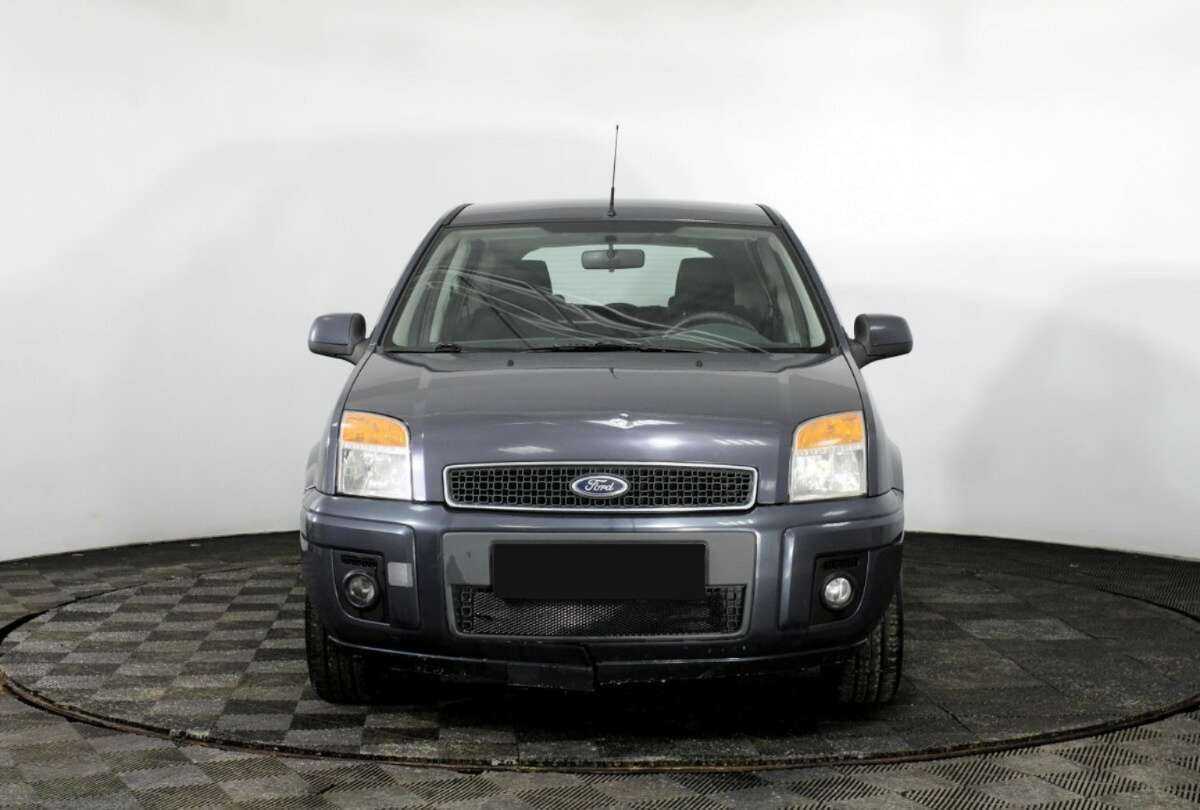 Купить Ford Fusion с пробегом. Фото: #1