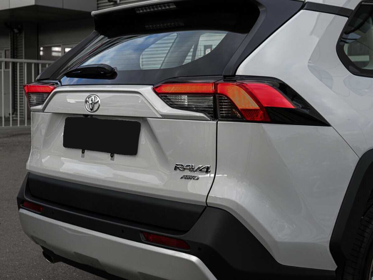 Купить Toyota RAV4 с пробегом. Фото: #5