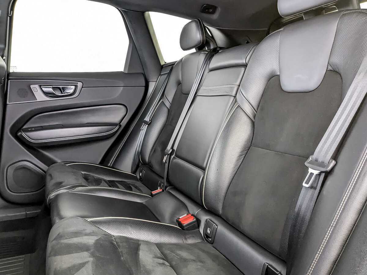 Купить Volvo XC60 с пробегом. Фото: #9