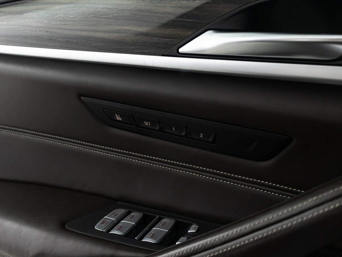 Купить BMW 5 серии с пробегом. Фото: #16