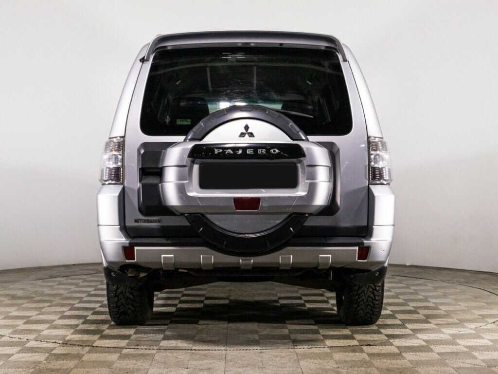Купить Mitsubishi Pajero с пробегом. Фото: #4