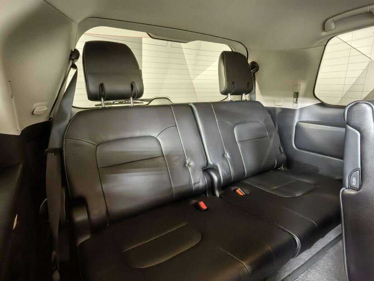 Купить Toyota Land Cruiser с пробегом. Фото: #15