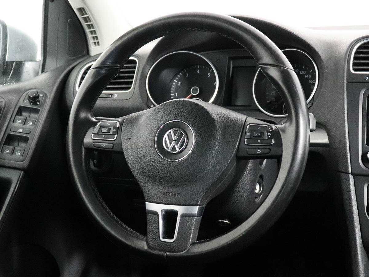 Купить Volkswagen Golf с пробегом. Фото: #12