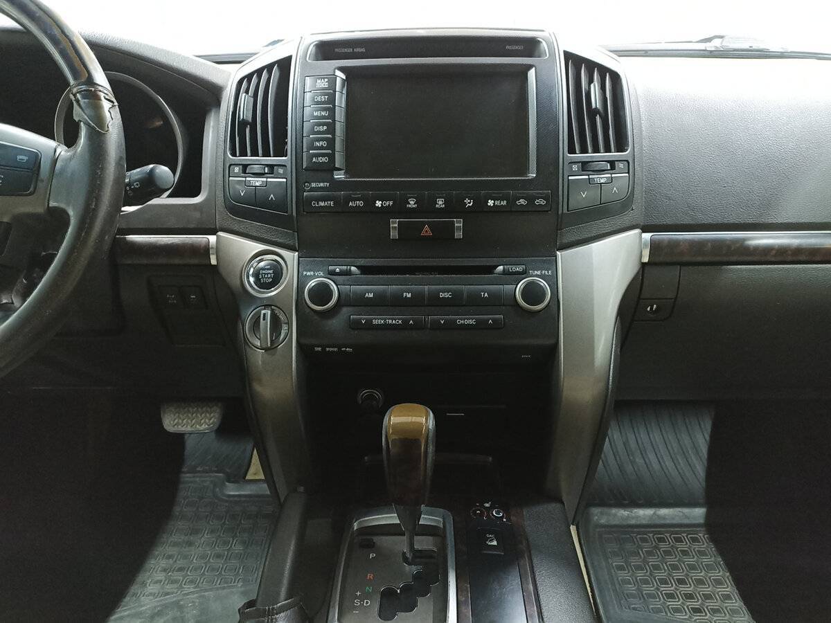 Купить Toyota Land Cruiser с пробегом. Фото: #14
