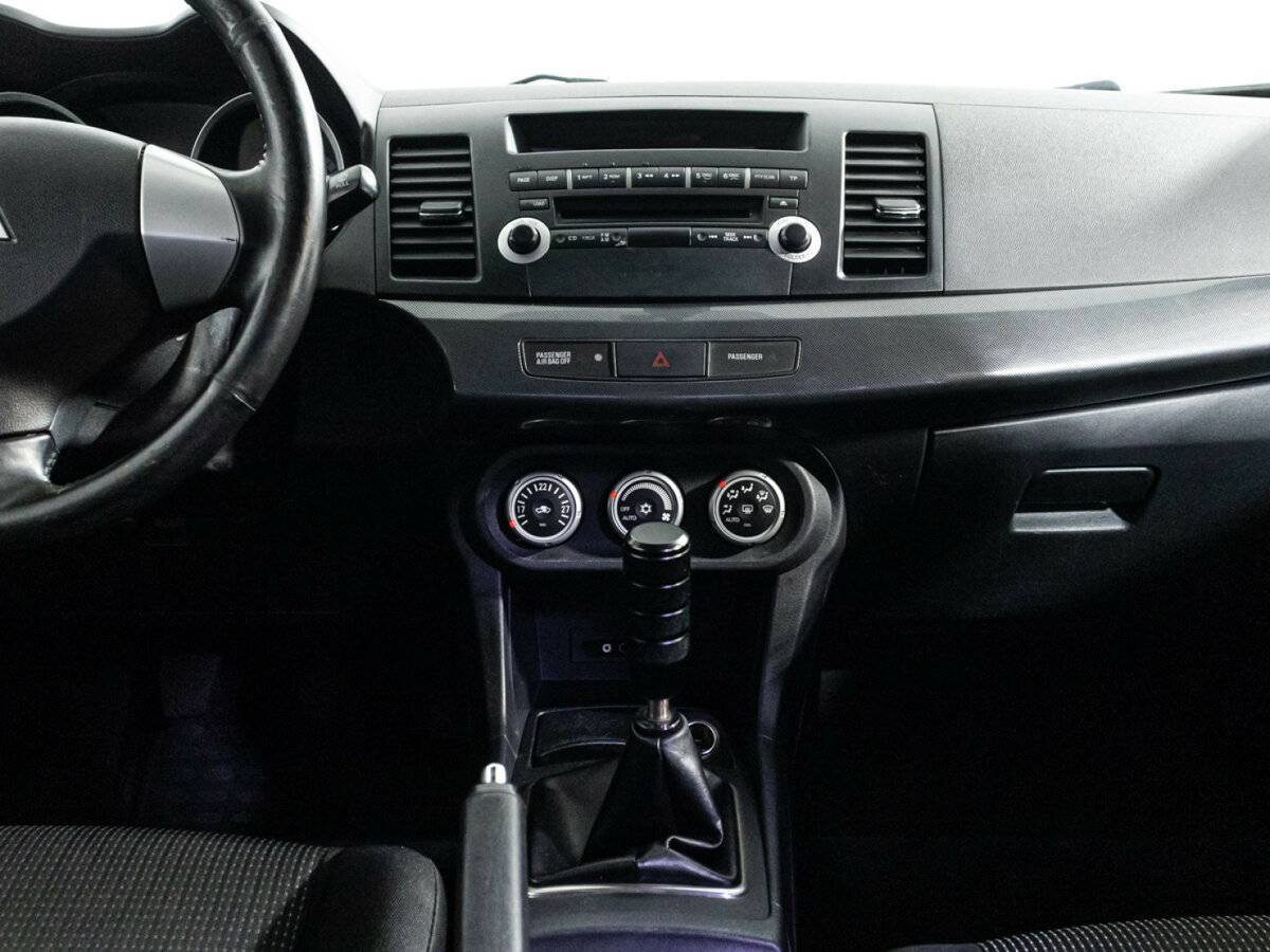 Купить Mitsubishi Lancer с пробегом. Фото: #13