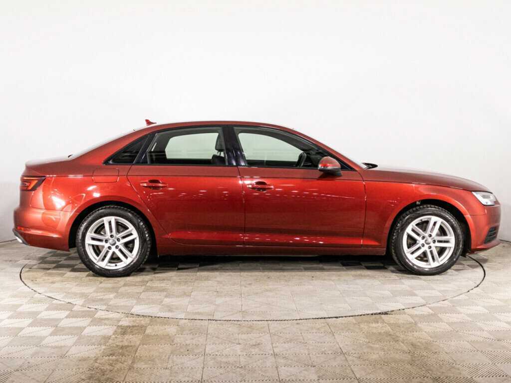 Купить Audi A4 с пробегом. Фото: #3